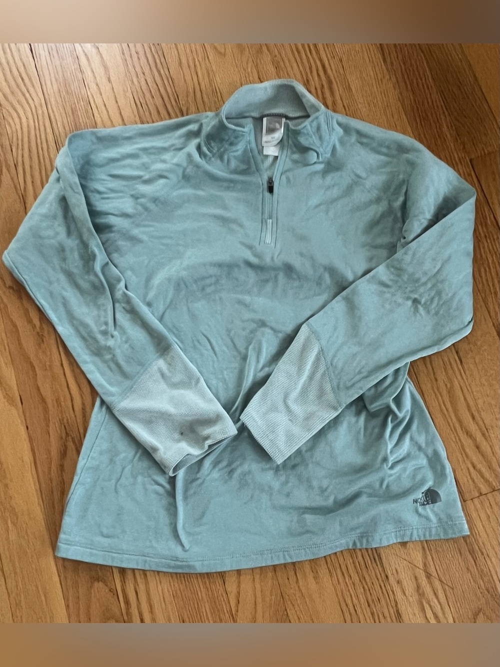 The North Face Women's Light Blue Quarter-Zip Pullover Sweater